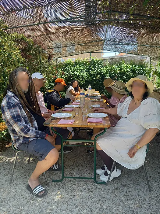 vacances adaptees handicap bourgogne repas gite tonnerre all inclusif